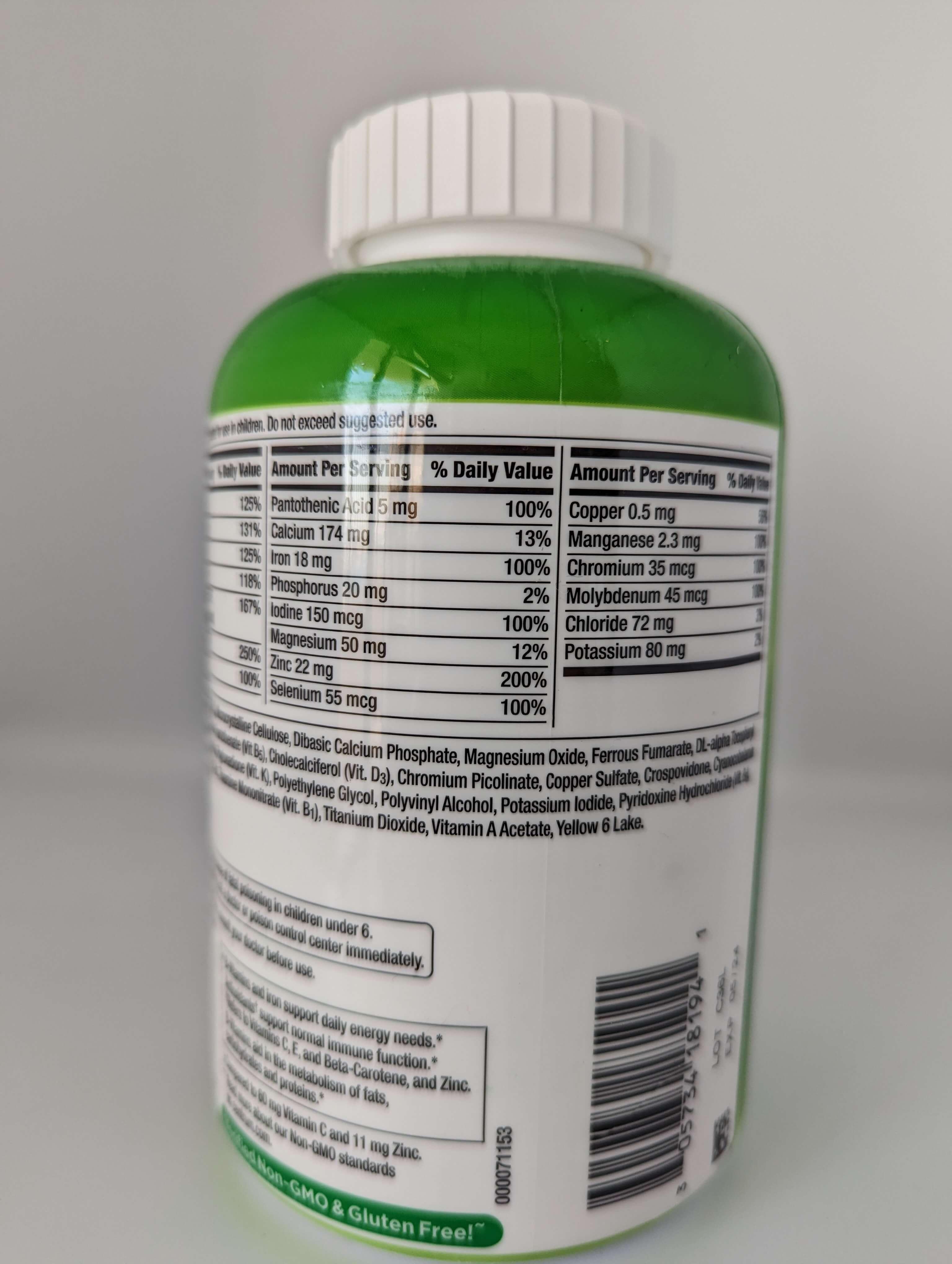 Centrum Adultos Multivitamina, 425 Tablets Vencimento: Abril/2025